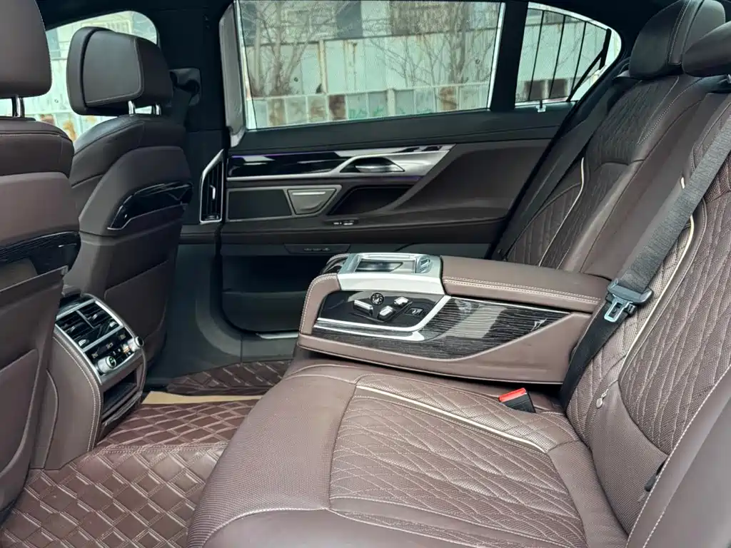 BMW BMW 7 Series 2019 740Li Leading Model Luxury Package 2019 - thumbnail 21