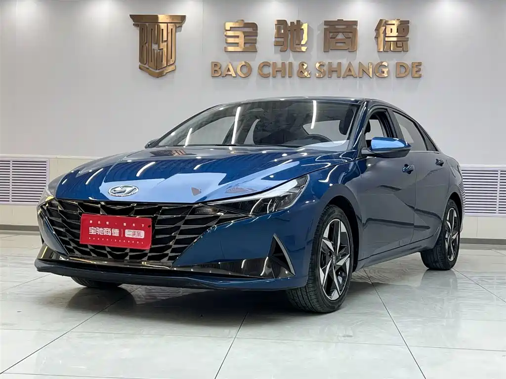 Hyundai Hyundai Elantra 2021 1.5L CVT LUX Premium Edition 2021