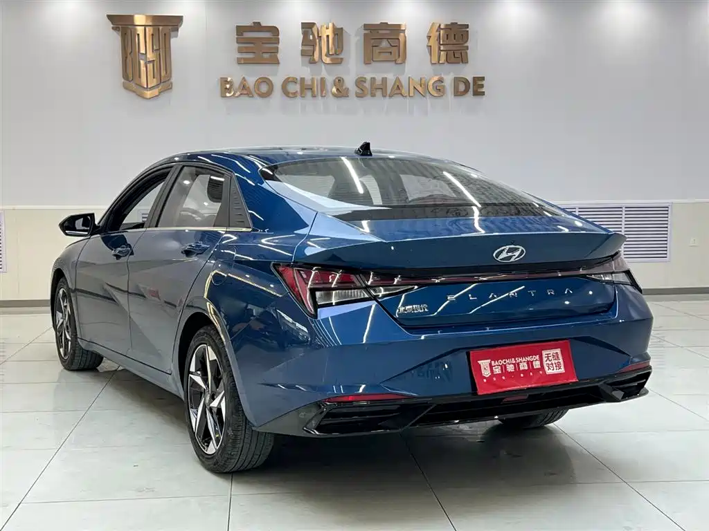 Hyundai Hyundai Elantra 2021 1.5L CVT LUX Premium Edition 2021 - thumbnail 6