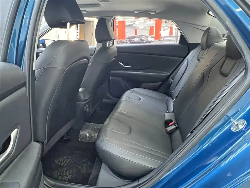Hyundai Hyundai Elantra 2021 1.5L CVT LUX Premium Edition 2021 - thumbnail 19