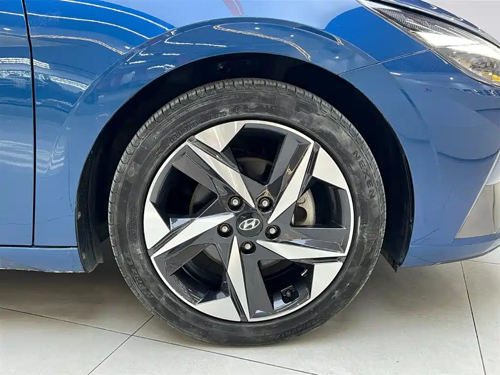 Hyundai Hyundai Elantra 2021 1.5L CVT LUX Premium Edition 2021 - thumbnail 21