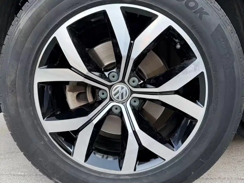 Volkswagen Teramont 2017 330TSI Front-Wheel Drive Luxury Edition 2018 - thumbnail 11
