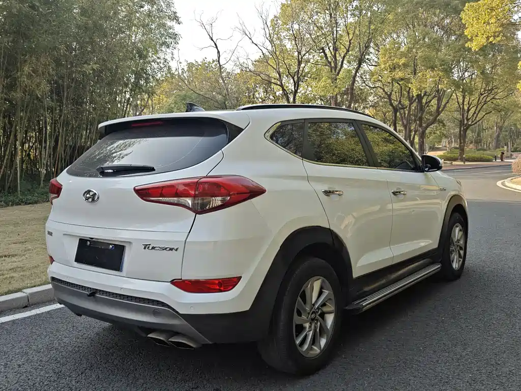 Hyundai Hyundai Tucson 2015 1.6T DCT 2WD Smart Edition 2016 - thumbnail 6