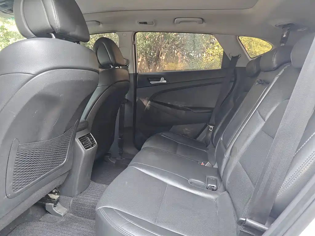 Hyundai Hyundai Tucson 2015 1.6T DCT 2WD Smart Edition 2016 - thumbnail 10