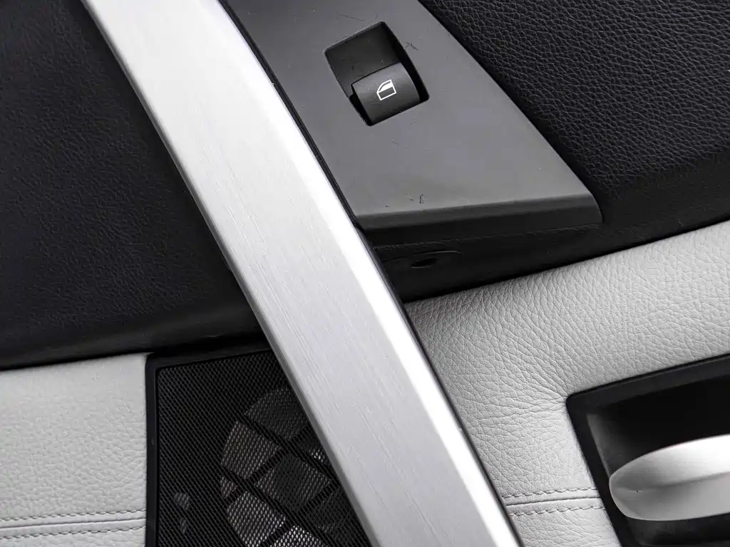 BMW BMW M5 2005 M5 2006 - thumbnail 15