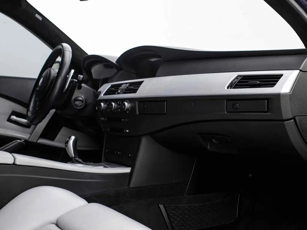 BMW BMW M5 2005 M5 2006 - thumbnail 16