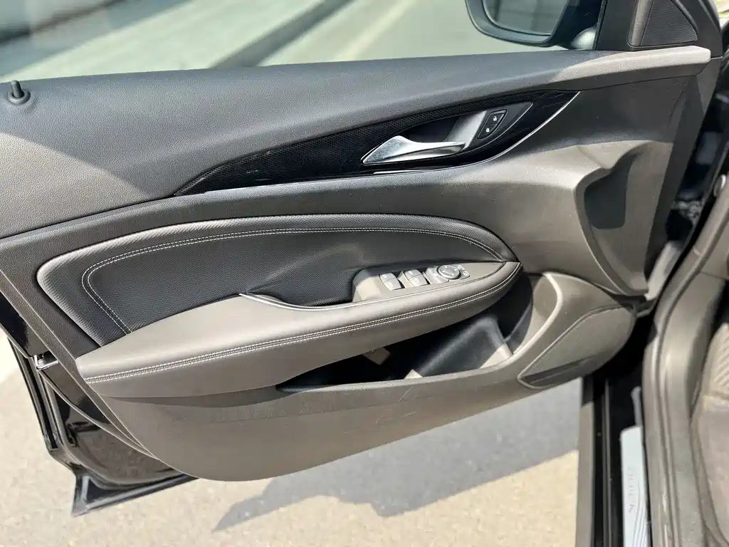 Buick Buick Regal 2024 25T Premium Edition 2024 - thumbnail 12