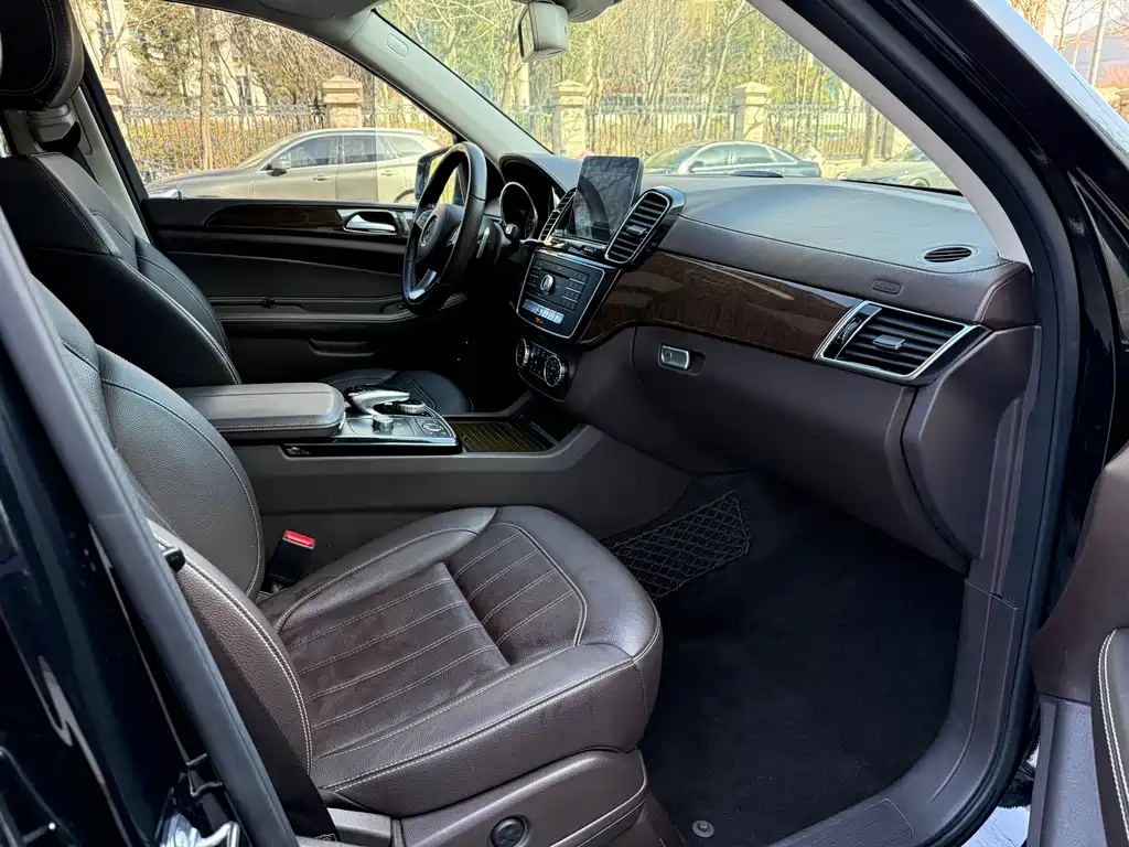 Mercedes-Benz Mercedes-Benz GLS 2018 GLS 400 4MATIC Dynamic 2018 - thumbnail 24