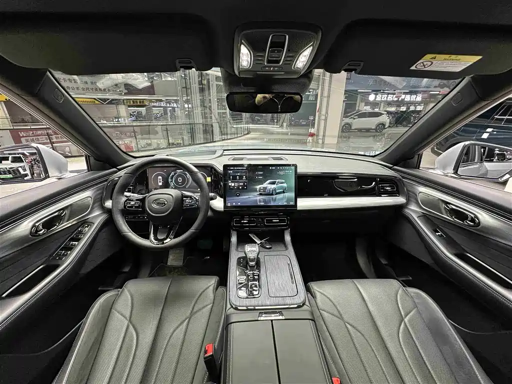 GAC Trumpchi GAC Trumpchi ES9 2024 PHEV 143km Max 2025 - thumbnail 10