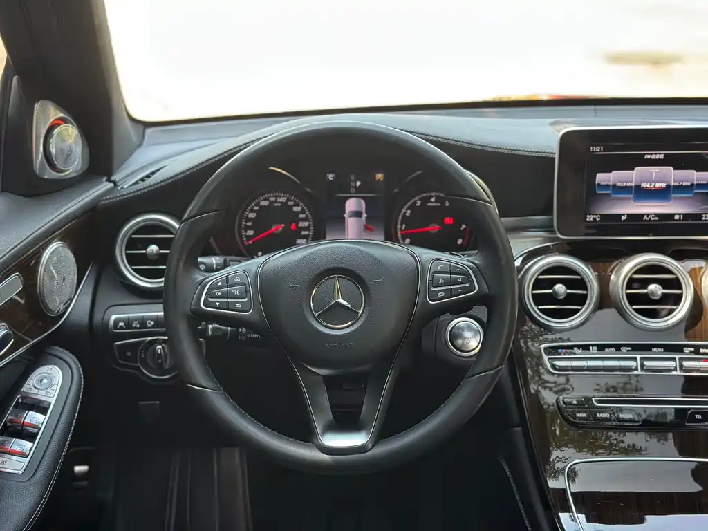 Mercedes-Benz Mercedes-Benz GLC 2018 Facelift GLC 260 4MATIC Luxury Edition 2018 - thumbnail 11