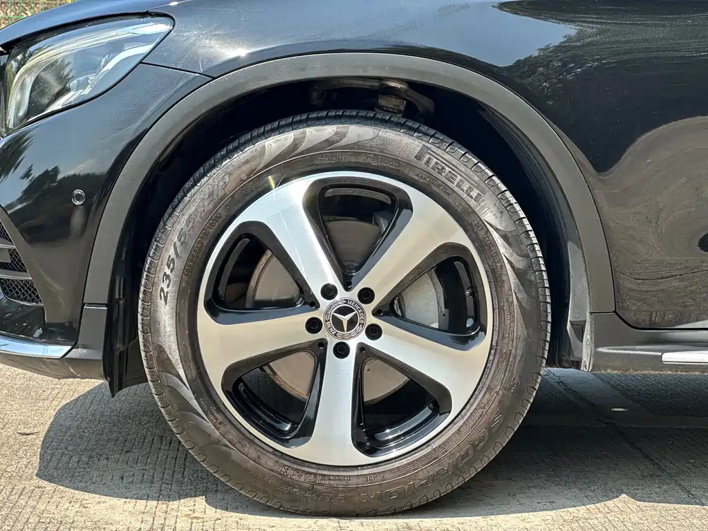Mercedes-Benz Mercedes-Benz GLC 2018 Facelift GLC 260 4MATIC Luxury Edition 2018 - thumbnail 14