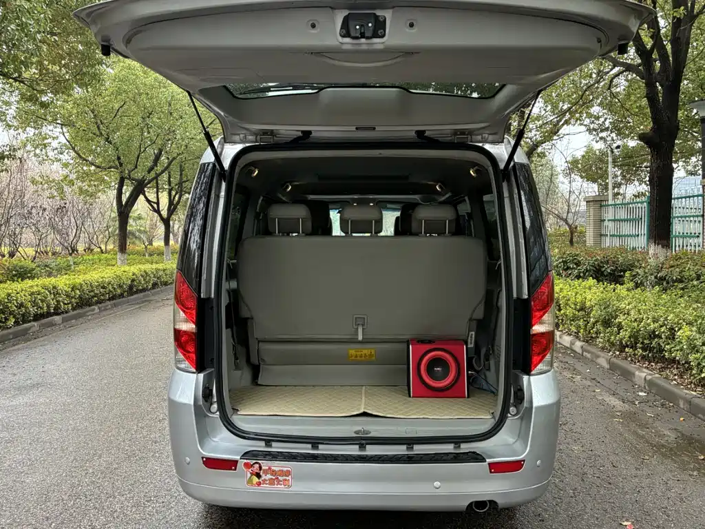 JAC Group Rui Feng M5 2014 Color Tour 2.0T Gasoline Manual Business Edition 2015 - thumbnail 9