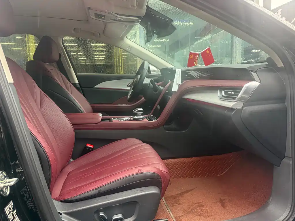 Hongqi Hongqi H5 2025 2.0T Automatic Flag Enjoyment Edition 2025 - thumbnail 8