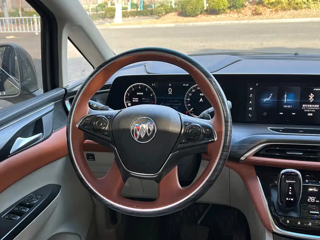 Buick Buick GL8 2022 ES Landmark 653T Comfort 2022 - thumbnail 6
