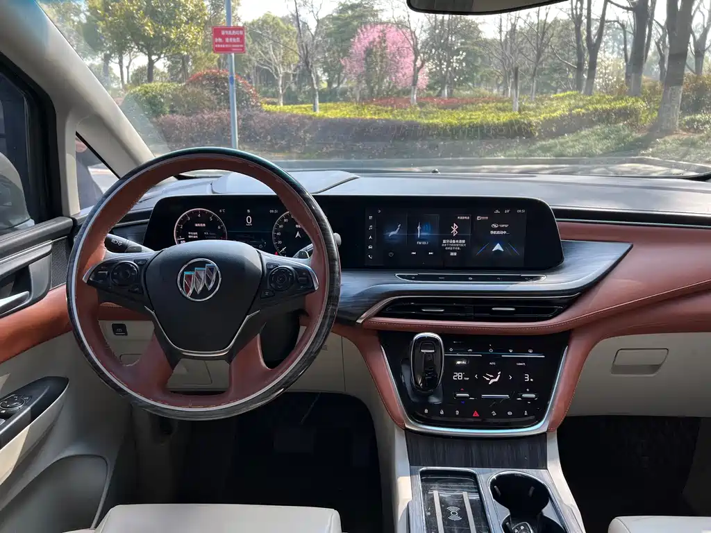 Buick Buick GL8 2022 ES Landmark 653T Comfort 2022 - thumbnail 7