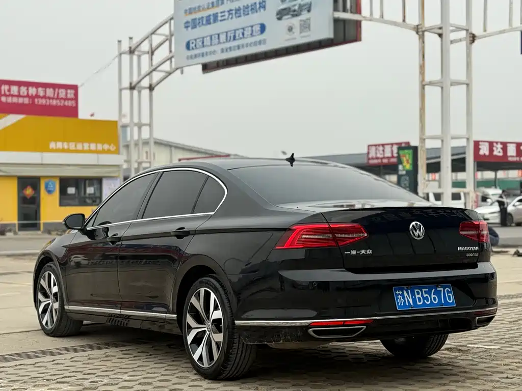 Volkswagen Magotan 2018 330TSI DSG Premium Edition 2019 - thumbnail 16