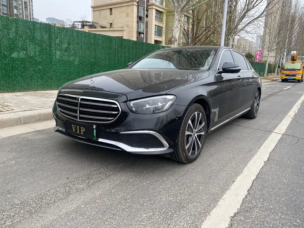 Mercedes-Benz Mercedes-Benz E-Class 2022 E 350 e L Plug-in Hybrid Sedan 2022