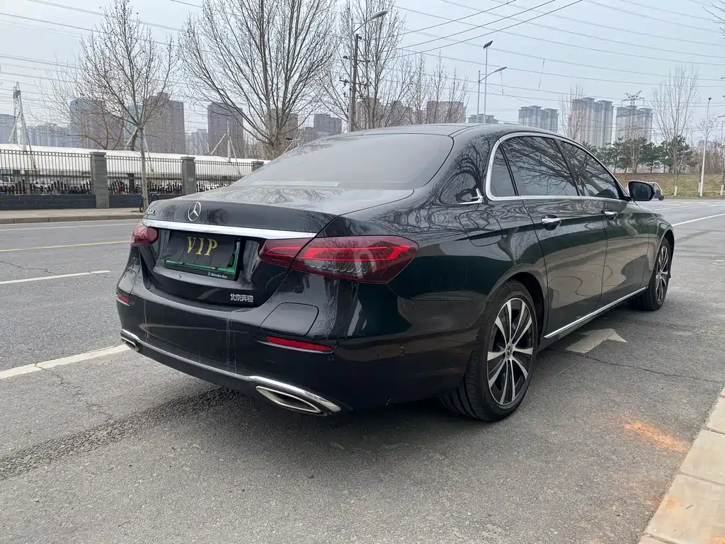 Mercedes-Benz Mercedes-Benz E-Class 2022 E 350 e L Plug-in Hybrid Sedan 2022 - thumbnail 9