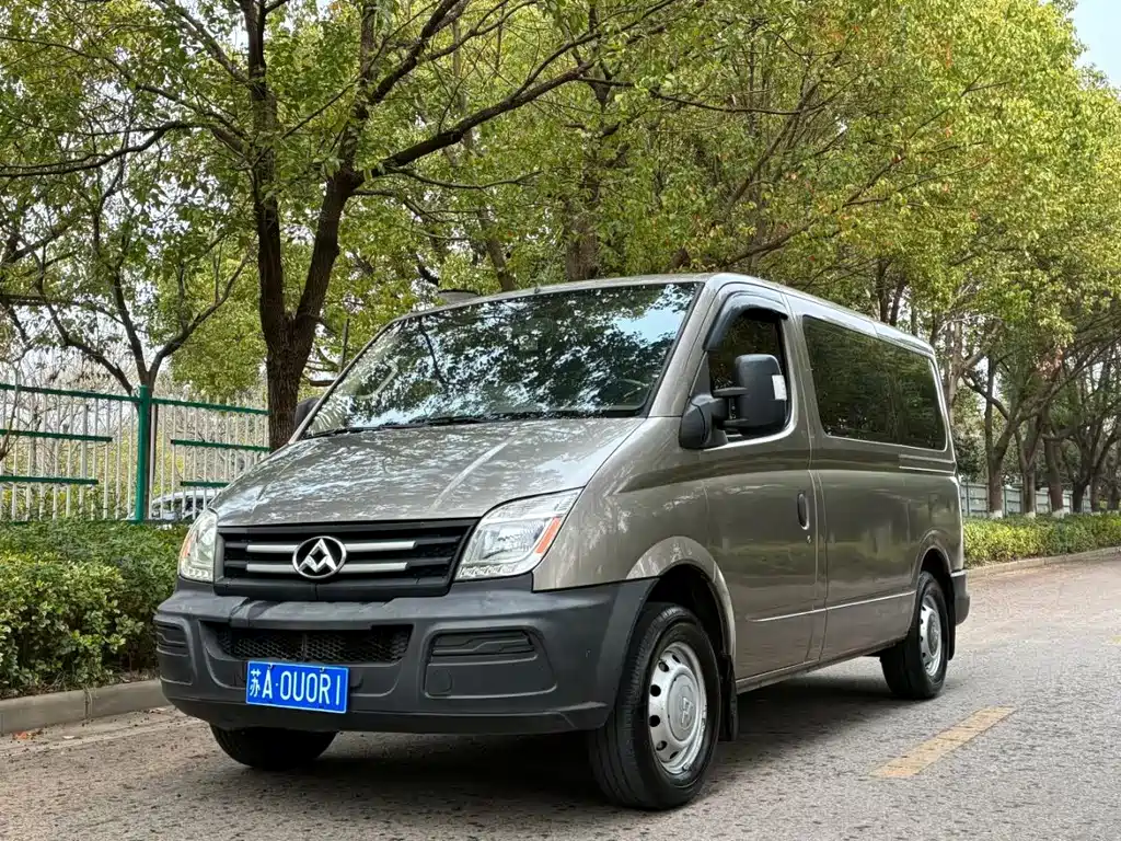 Maxus MAXUS V80 2014 2.5T Short Wheelbase Low Roof 2014