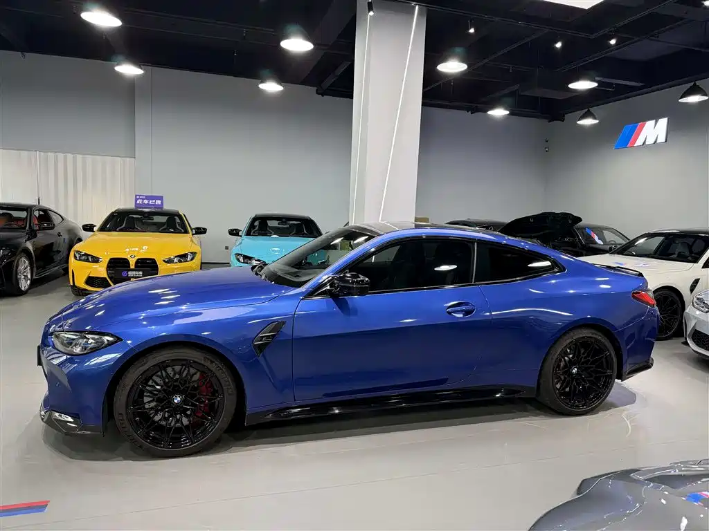 BMW BMW M4 2022 M4 Coupe M xDrive Thunder Edition 2022 - thumbnail 2