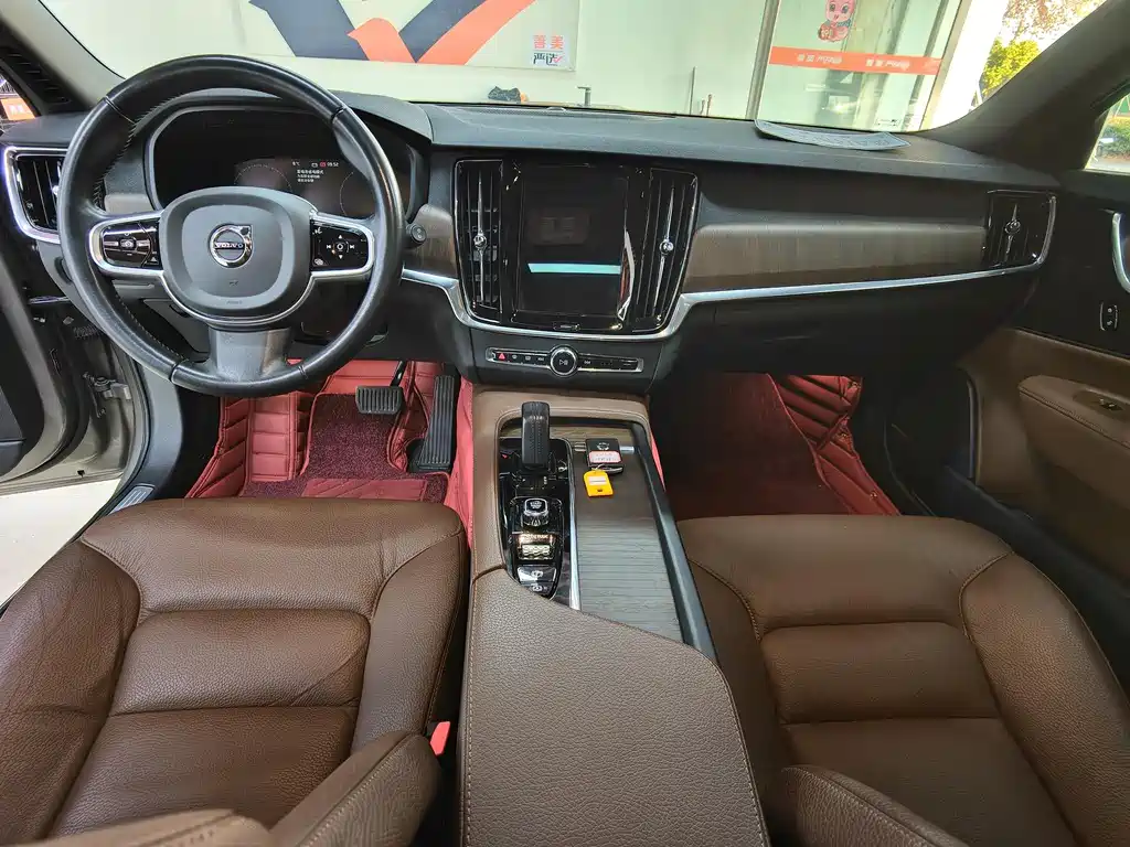 Volvo Volvo V90 2021 Cross Country B5 AWD Intelligent Distance Edition 2021 - thumbnail 5