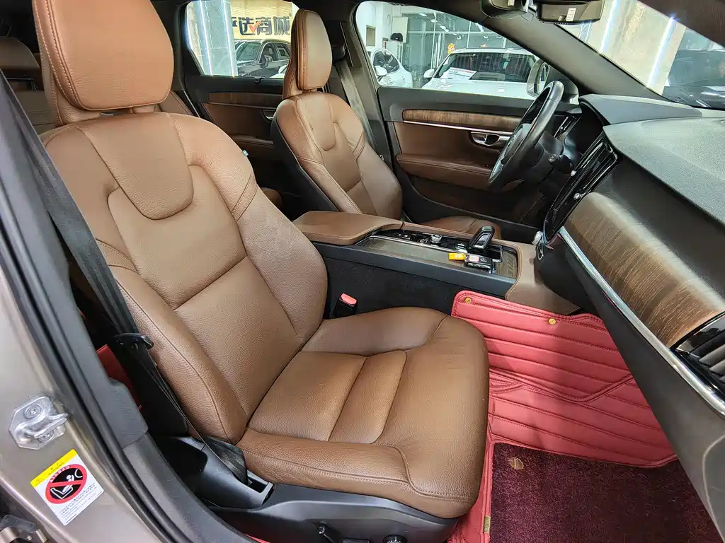 Volvo Volvo V90 2021 Cross Country B5 AWD Intelligent Distance Edition 2021 - thumbnail 7