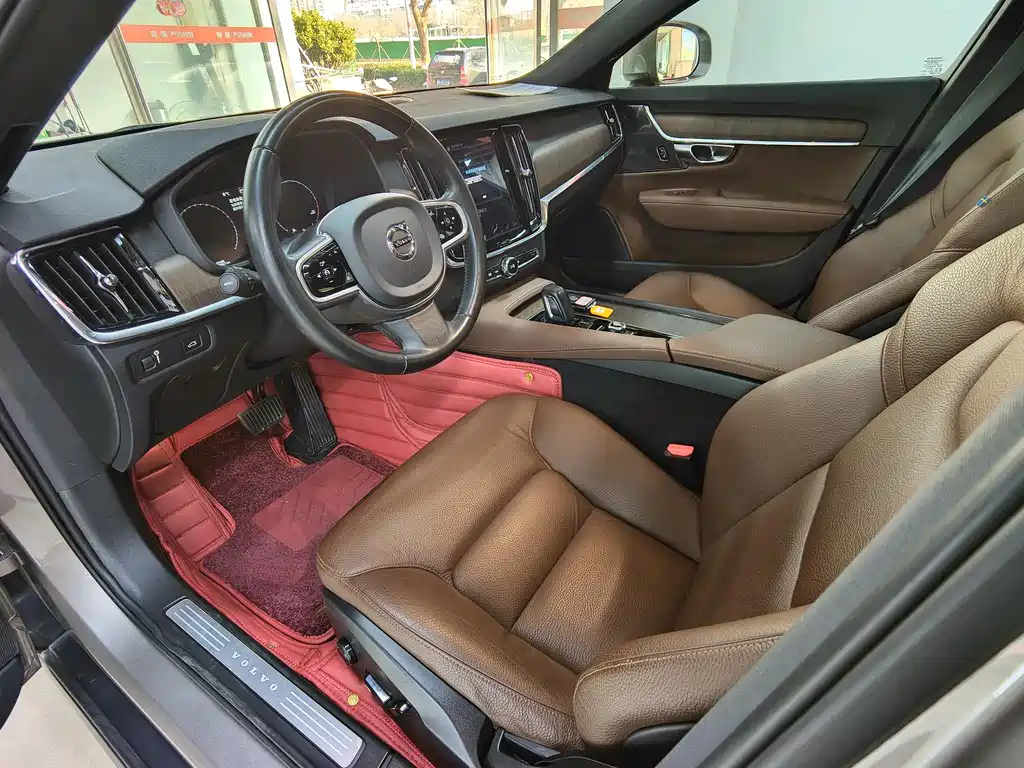 Volvo Volvo V90 2021 Cross Country B5 AWD Intelligent Distance Edition 2021 - thumbnail 8