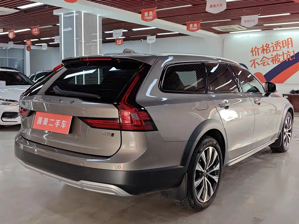 Volvo Volvo V90 2021 Cross Country B5 AWD Intelligent Distance Edition 2021 - thumbnail 20