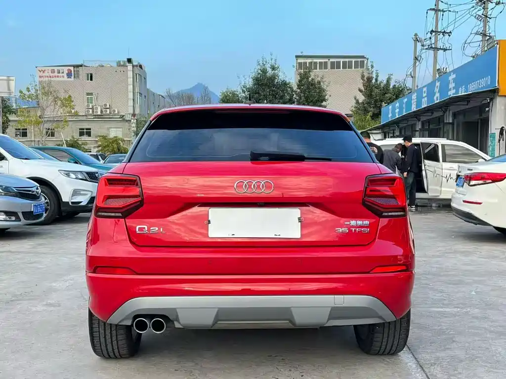 Audi Audi Q2L 2020 35 TFSI Fashion Elegant Model 2020 - thumbnail 8