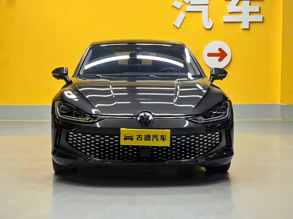 Volkswagen Lamando 2022 Lamando L 280TSI DSG Cool & Spicy Edition 2023 - thumbnail 2