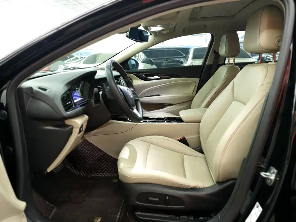 Buick Buick Regal 2020 552T Essence Edition 2021 - thumbnail 7