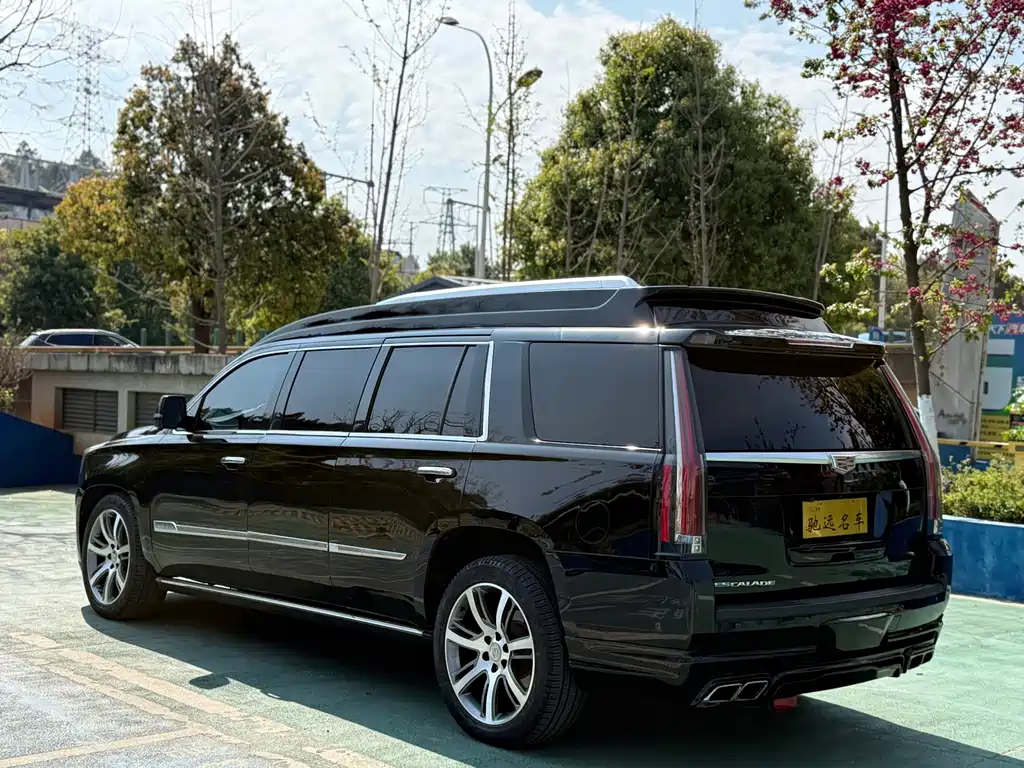 Cadillac Cadillac Escalade 2017 6.2L Presidential Edition US Specification 2019 - thumbnail 15