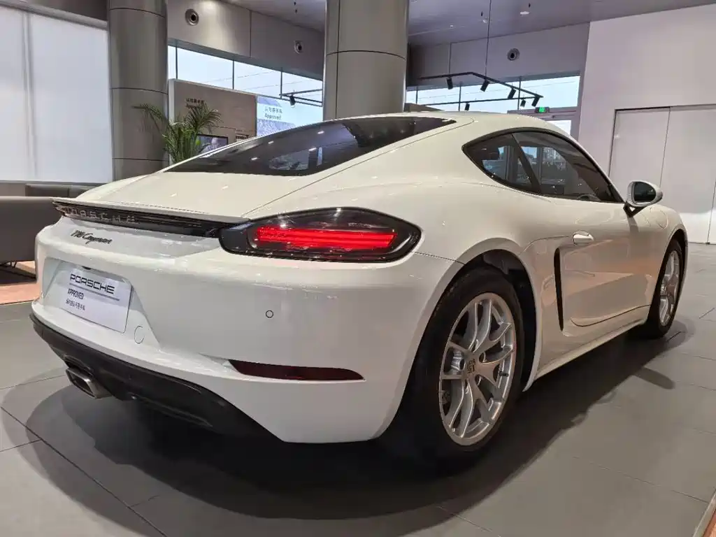 Porsche Porsche 718 2022 Cayman 2.0T 2023 - thumbnail 3