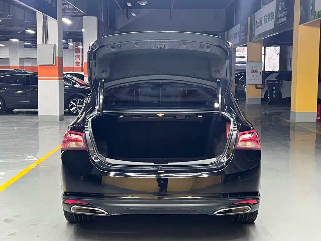 Chevrolet Malibu XL 2022 Redline 550T Automatic Sport Edition 2023 - thumbnail 28