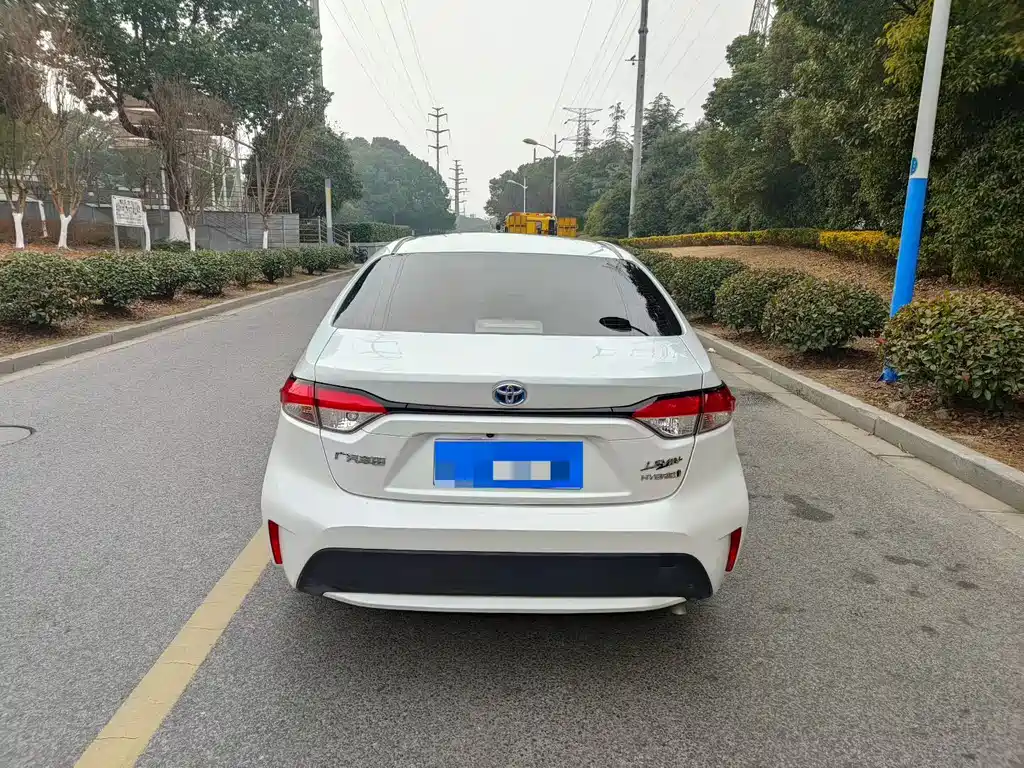 Toyota Toyota Corolla 2022 Hybrid 1.8H E-CVT Luxury Edition 2023 - thumbnail 5