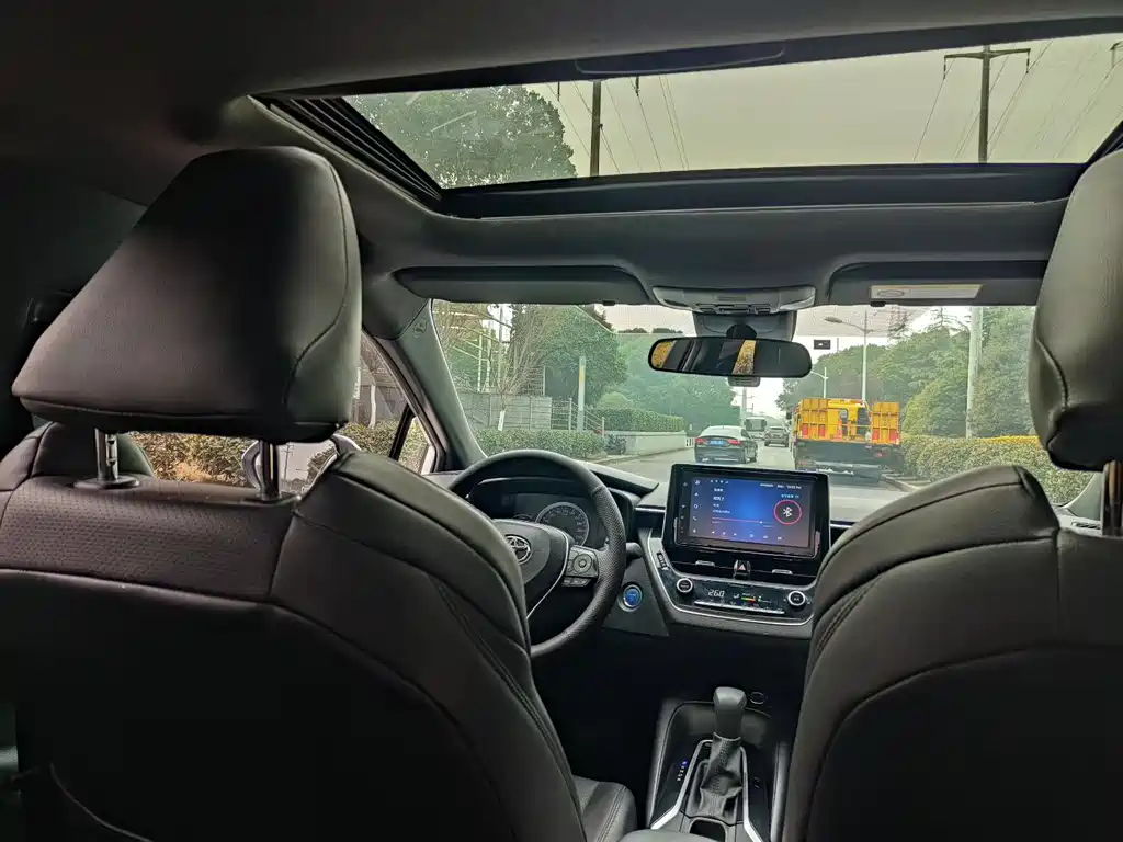 Toyota Toyota Corolla 2022 Hybrid 1.8H E-CVT Luxury Edition 2023 - thumbnail 8