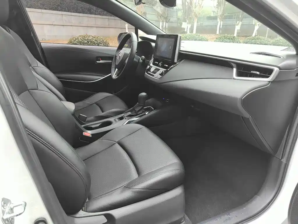 Toyota Toyota Corolla 2022 Hybrid 1.8H E-CVT Luxury Edition 2023 - thumbnail 9