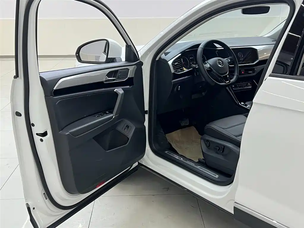 Volkswagen Tayron 2022 280TSI Front-Wheel Drive Luxury SmartLink Edition 2022 - thumbnail 11