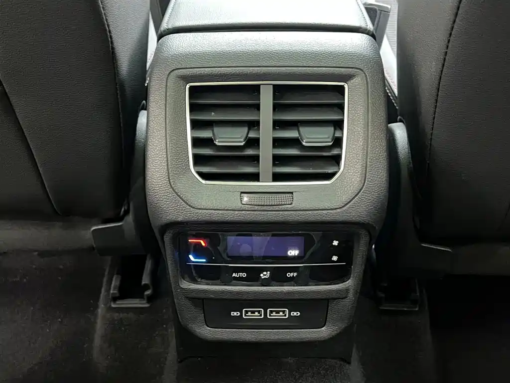 Volkswagen Tayron 2022 280TSI Front-Wheel Drive Luxury SmartLink Edition 2022 - thumbnail 18