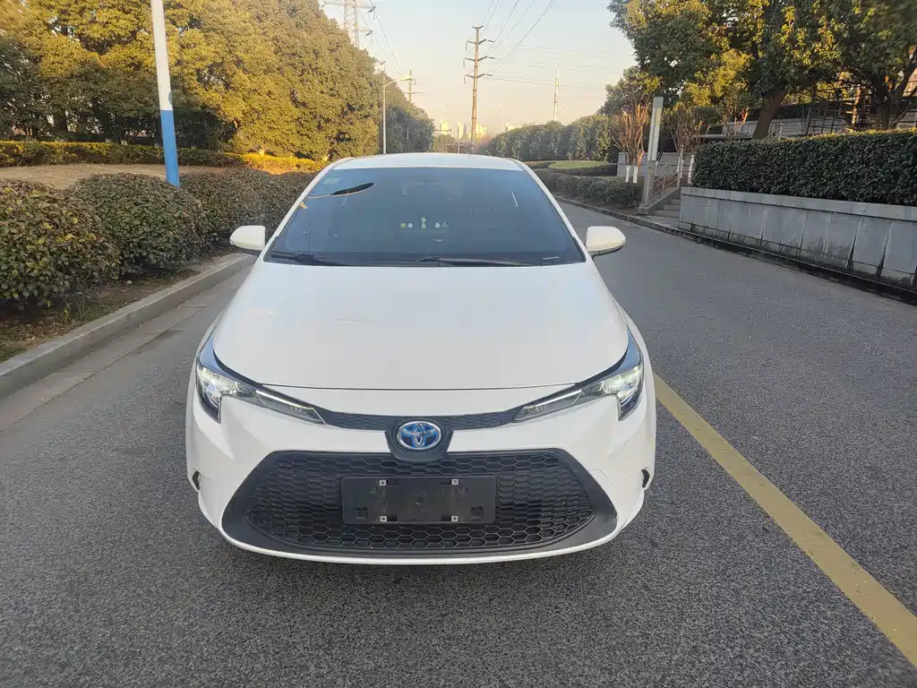 Toyota Toyota Corolla 2022 Hybrid 1.8H E-CVT Advanced Edition 2022 - thumbnail 2