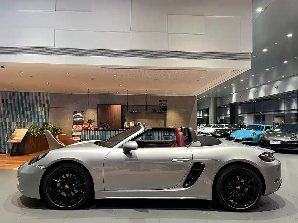 Porsche Porsche 718 2022 Boxster 2.0T 2023 - thumbnail 2