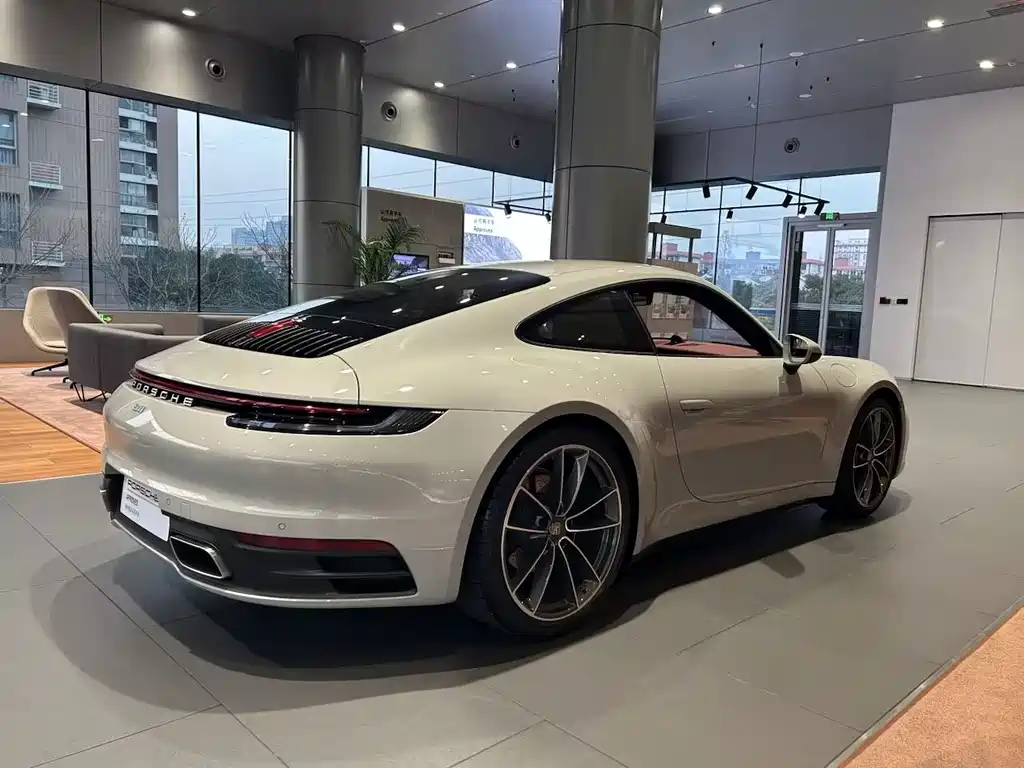Porsche Porsche 911 2023 Carrera 3.0T 2024 - thumbnail 3