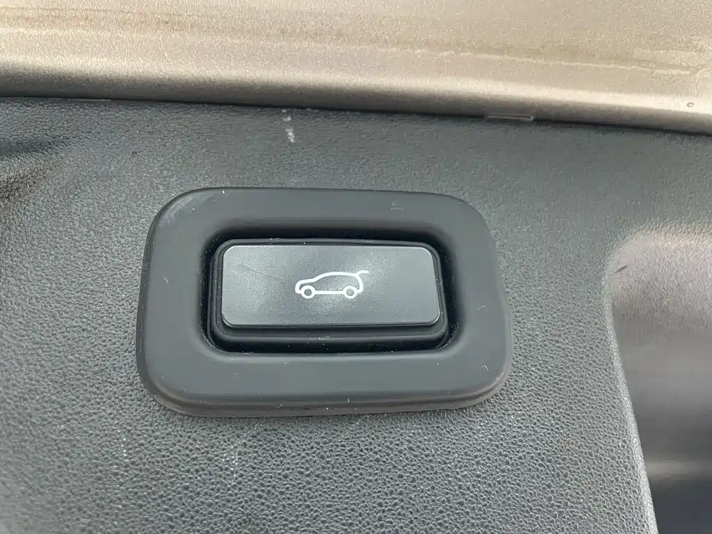 Land Rover Discovery Sport 2022 249PS R-Dynamic S Performance Edition 5-Seat 2022 - thumbnail 14