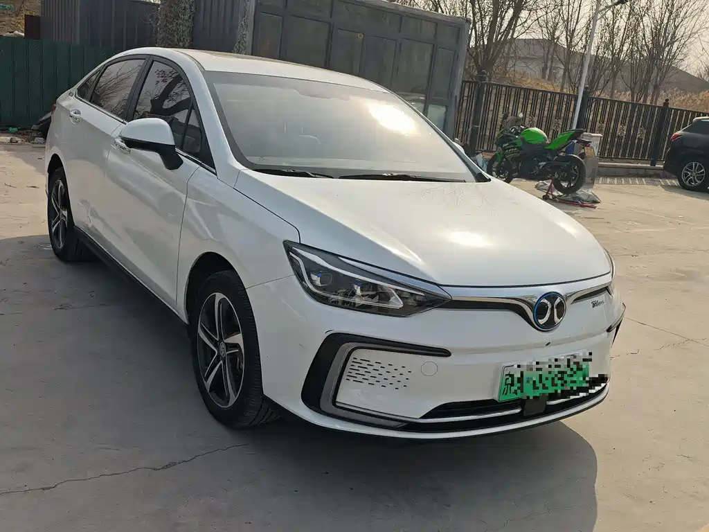 Beijing Auto Beijing EU5 2018 R550 Smart Tide Edition 2020 - thumbnail 3