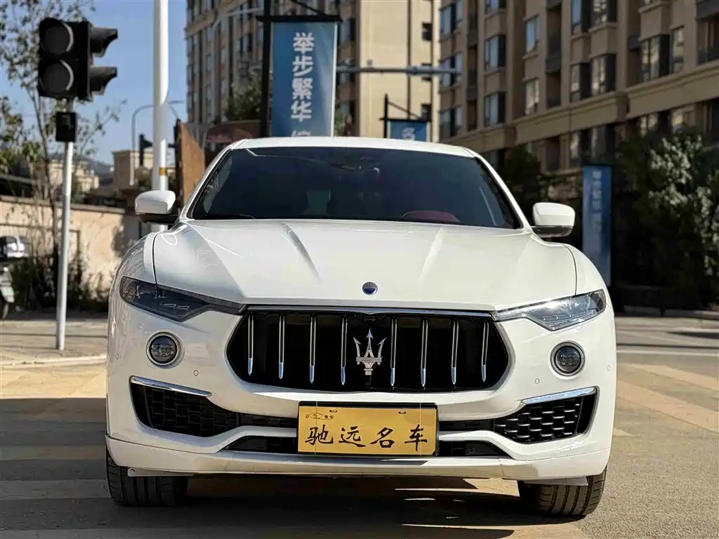 Maserati Maserati Levante 2020 3.0T Ermenegildo Zegna Limited Edition 2021 - thumbnail 2