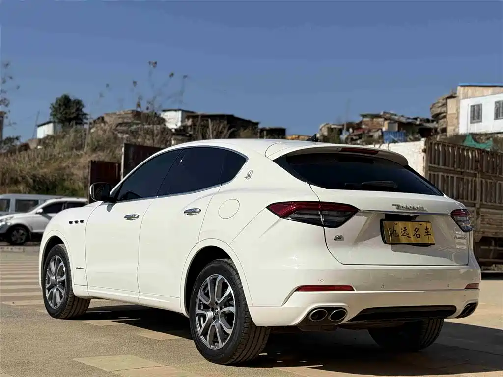 Maserati Maserati Levante 2020 3.0T Ermenegildo Zegna Limited Edition 2021 - thumbnail 16