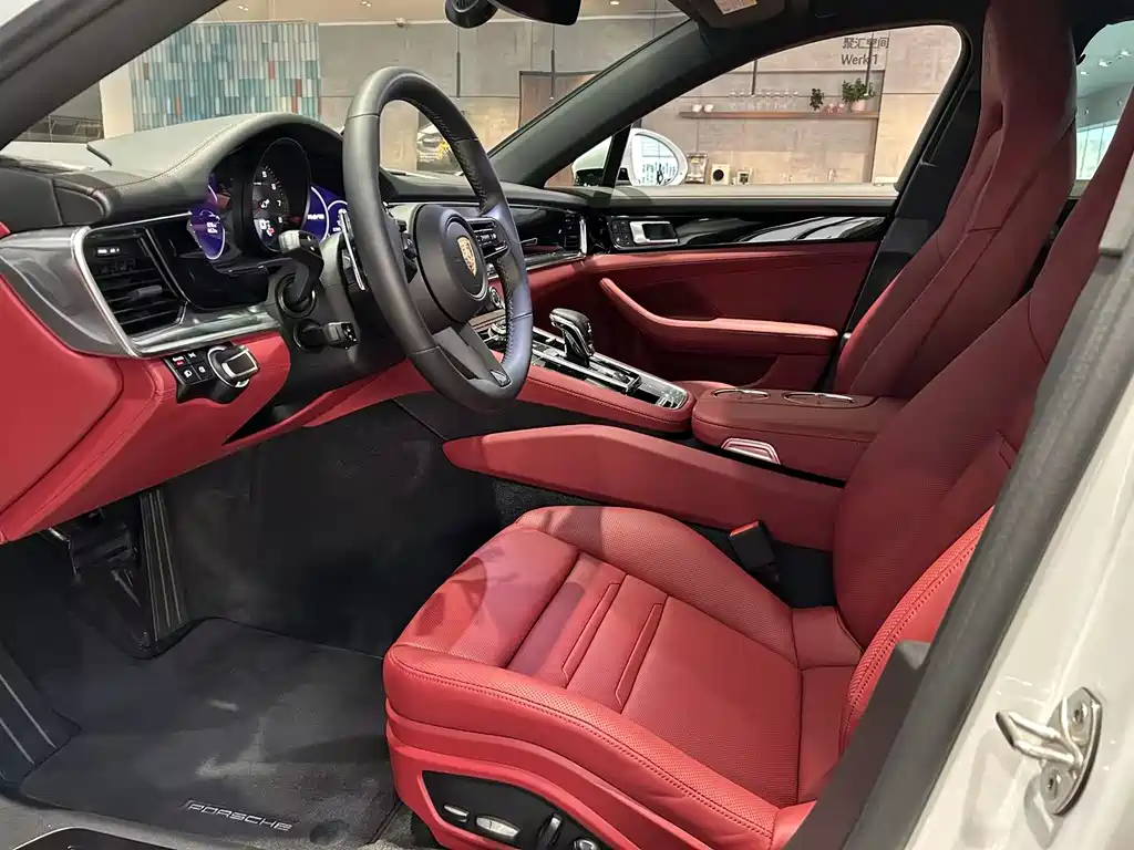 Porsche Panamera 2023 Panamera 2.9T Platinum Edition 2024 - thumbnail 6