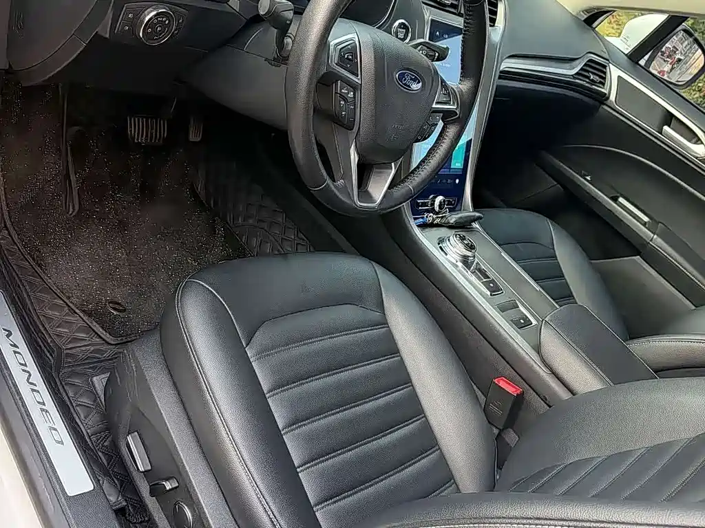 Ford Mondeo 2018 EcoBoost 180 Comfort 2021 - thumbnail 6