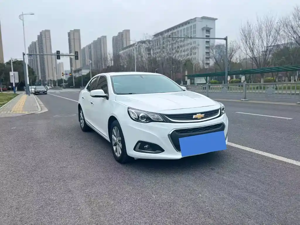 Chevrolet Malibu 2018 530T Automatic Luxury Edition 2019 - thumbnail 3