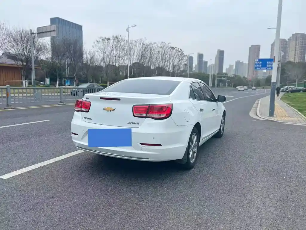 Chevrolet Malibu 2018 530T Automatic Luxury Edition 2019 - thumbnail 5